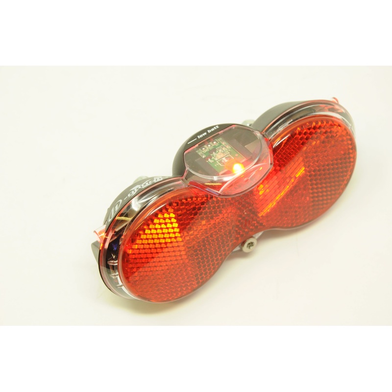 HERMANNS H GOGGLE XI BATTERY OPERATED REAR PANNIER CARRIER RACK LED LIGHT 50mm FITTING
