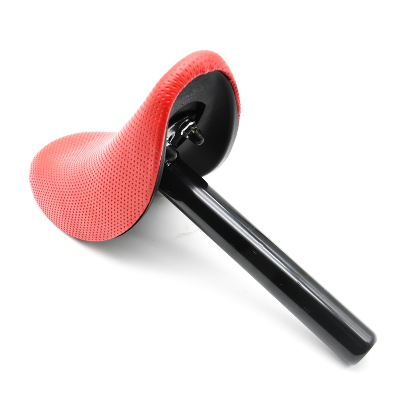 Cross Trainer Exerciser Saddle Fitted With 27.2mm Seat Post Red Cionlli Penn Pad