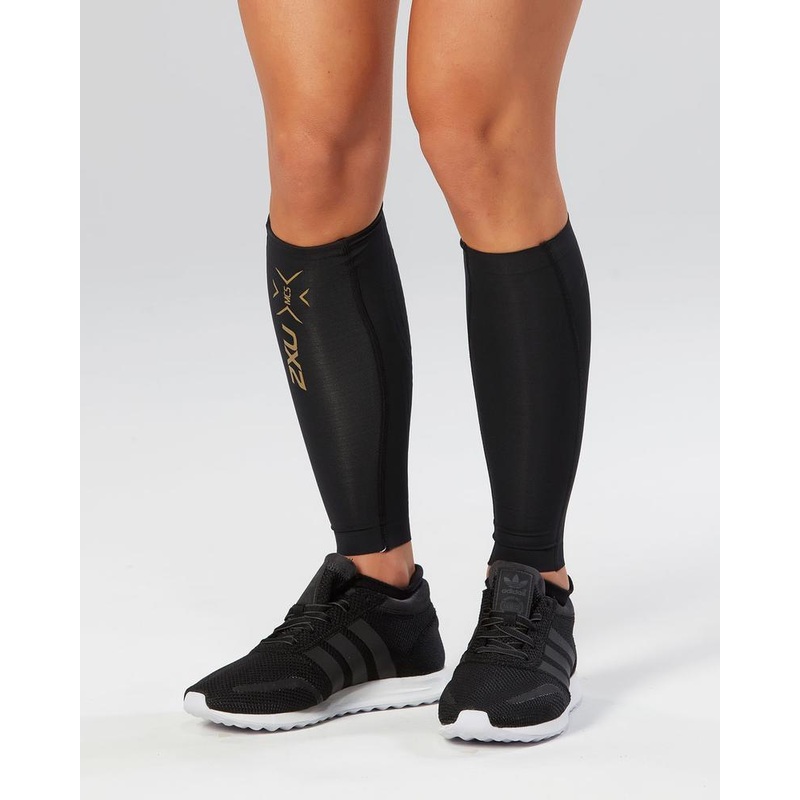 2XU UA3064B Light Speed Compression Calf Gaurds (Black/Gold)