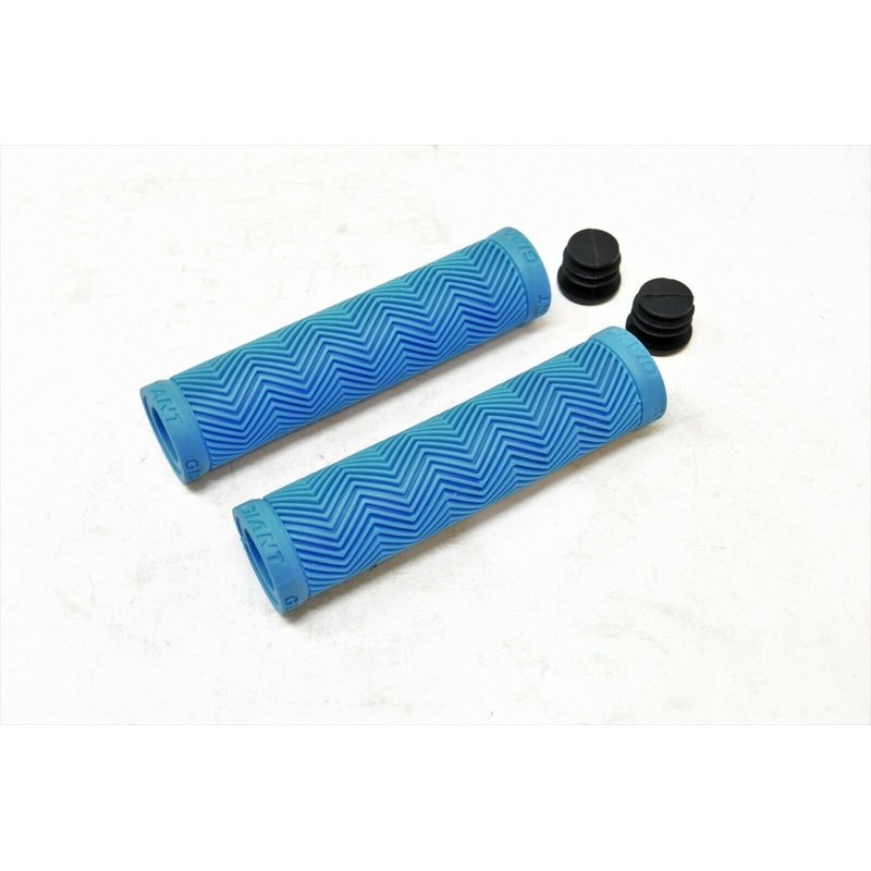 GIANT BRAND BLUE BIKE MTB ATB NON SLIP HANDLEBAR GRIPS 130MM XTC SERIES OPEN END