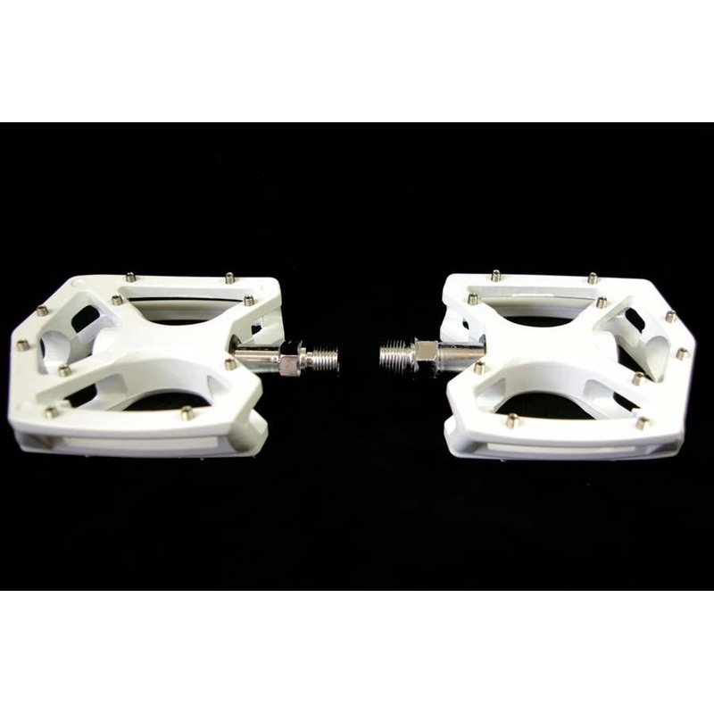 Pair 9-16 White Alloy Platform Down Hill MTB Or BMX Pedals Replaceable Steel Pins