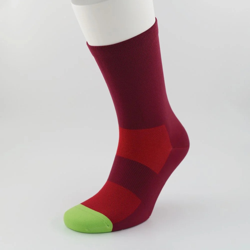Veto Aero Socks – Maroon|S-M (EU 36-40 UK 3-7)|M-L (EU 41-46 UK 7-11)