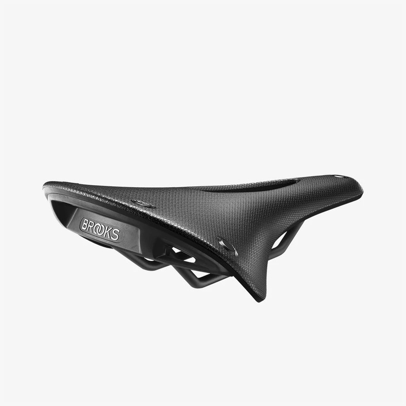 Cambium C17 Carved Saddle |164mm|283mm